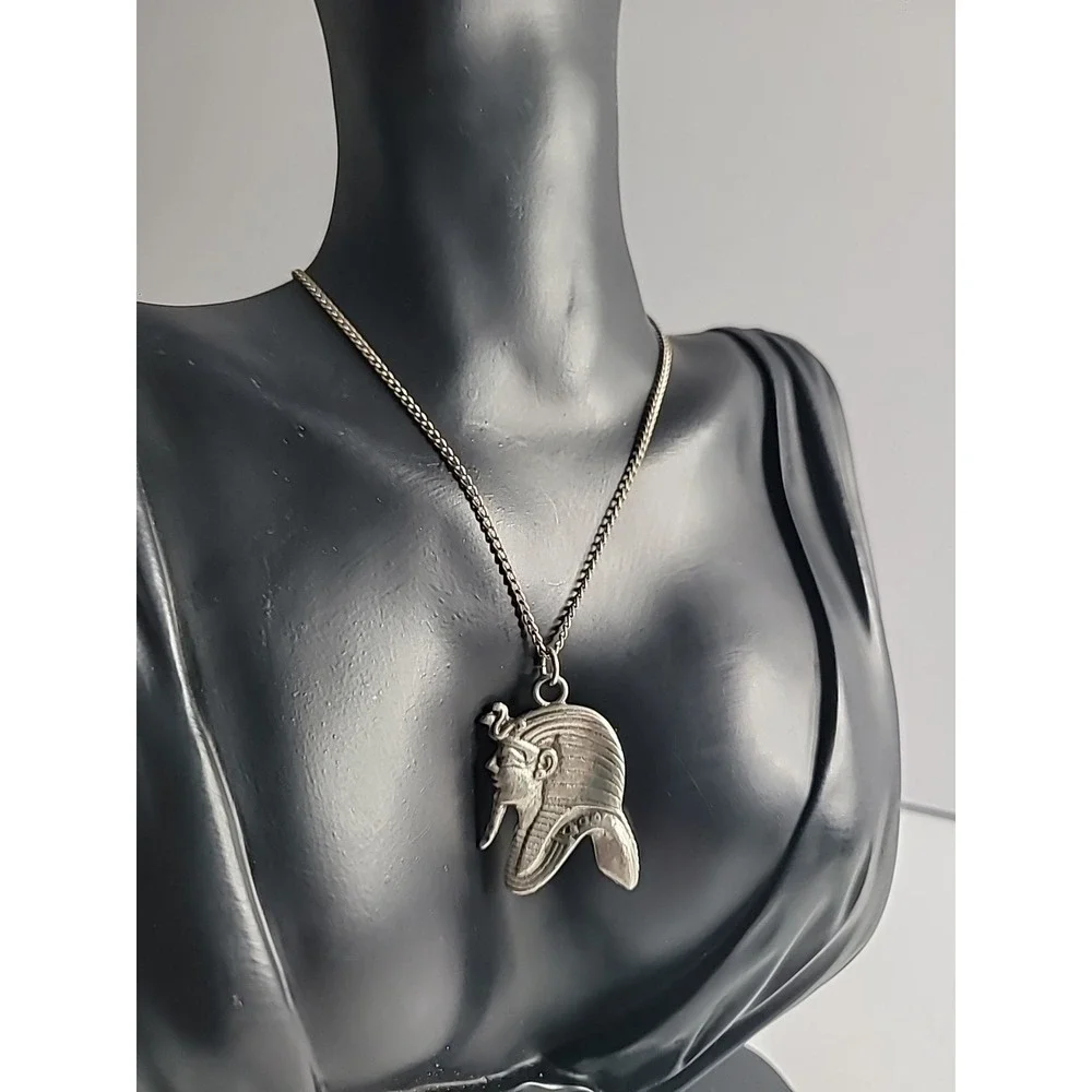 Vintage Egyptian Pharaoh Head Pendant Necklace Silver‎ Tone King Tut Style